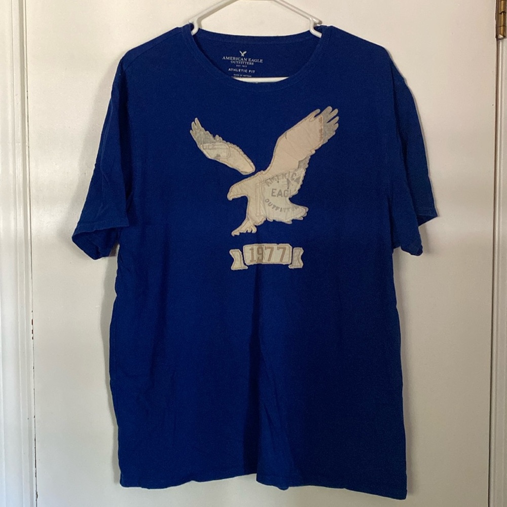 Men’s American eagle tee